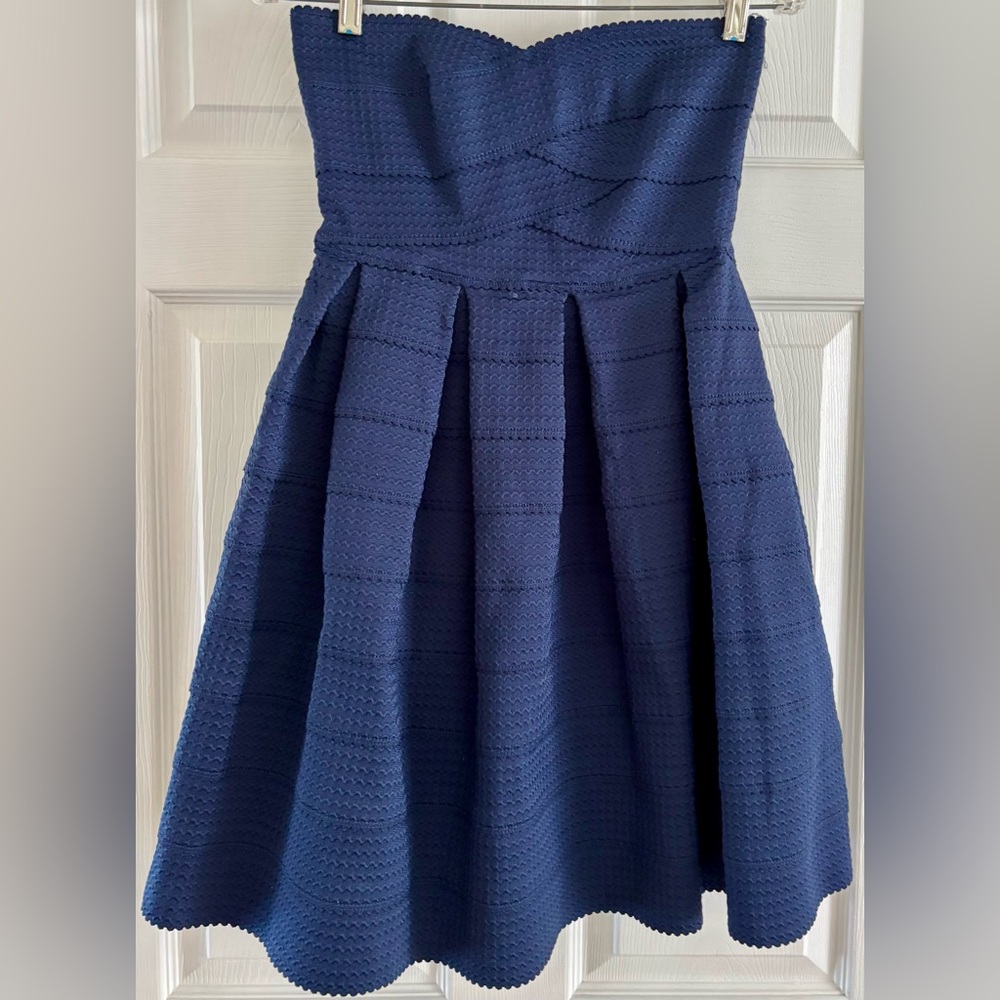 NWT Strapless Mini Dress, Elastic At Chest, Womens Junior Small 3/5; Navy Blue